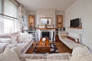 Sitting Room- click for photo gallery